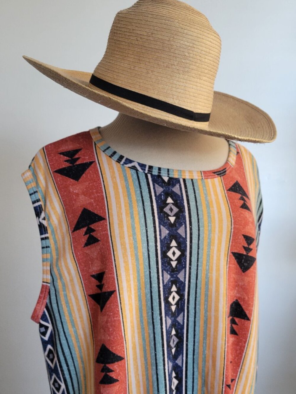 Lucky & Blessed Women's Aztec Inspired High-Low Hemline Print Top (Size: L)